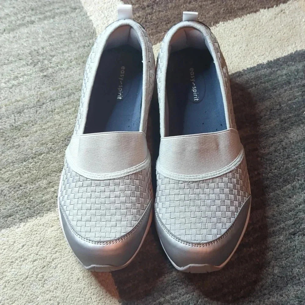 Easy Spirit Twist Slip On Sneakers Size 9.5